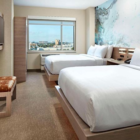 Cambria Hotel & Suites Anaheim Resort Area Exteriör bild