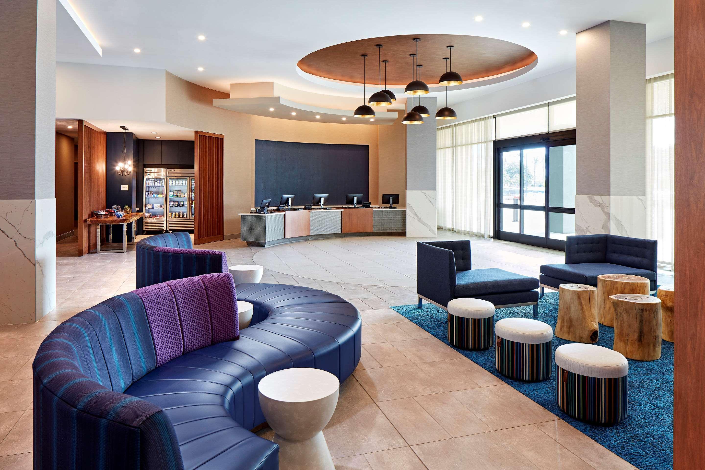 Cambria Hotel & Suites Anaheim Resort Area Exteriör bild