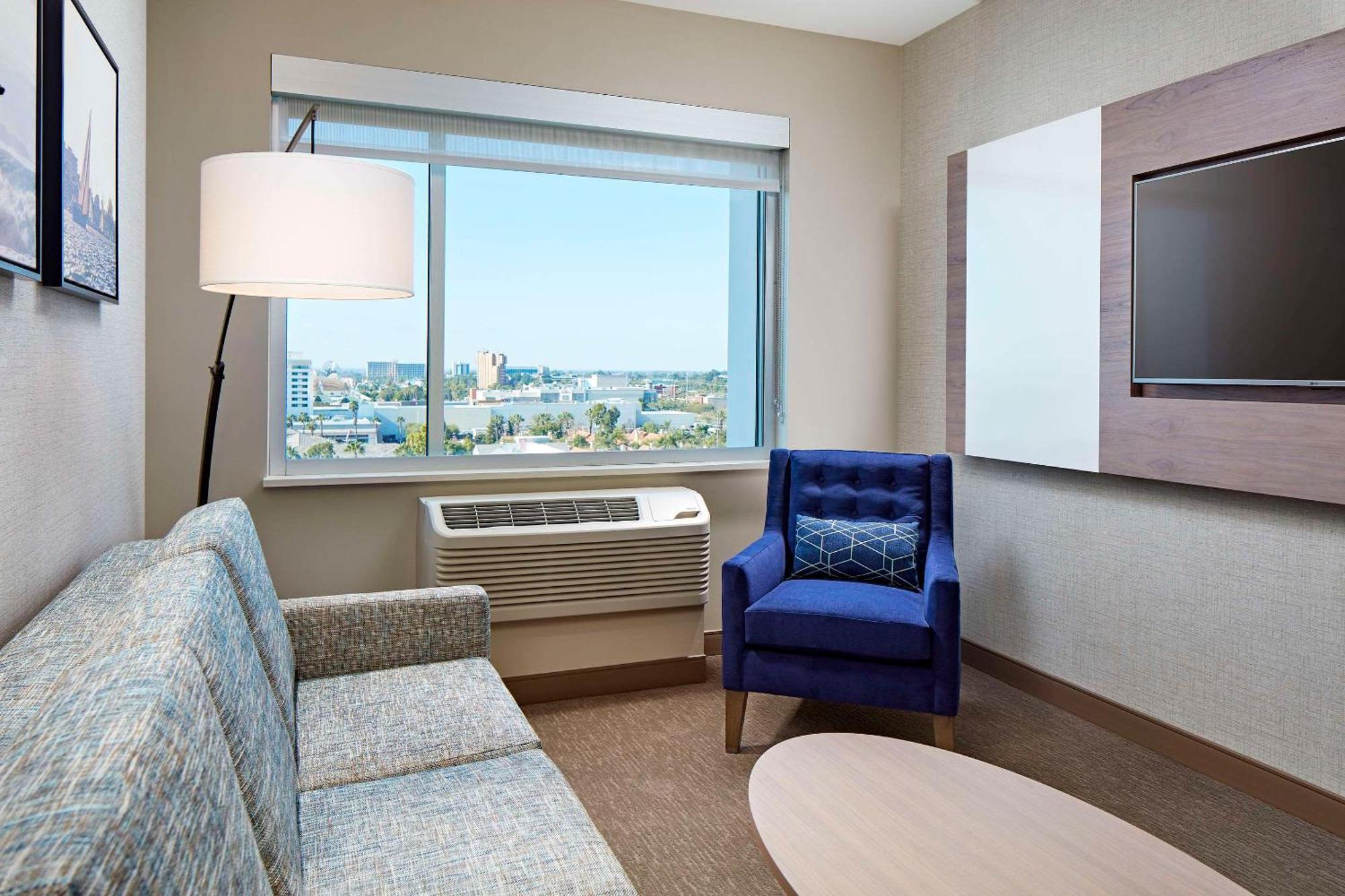 Cambria Hotel & Suites Anaheim Resort Area Exteriör bild