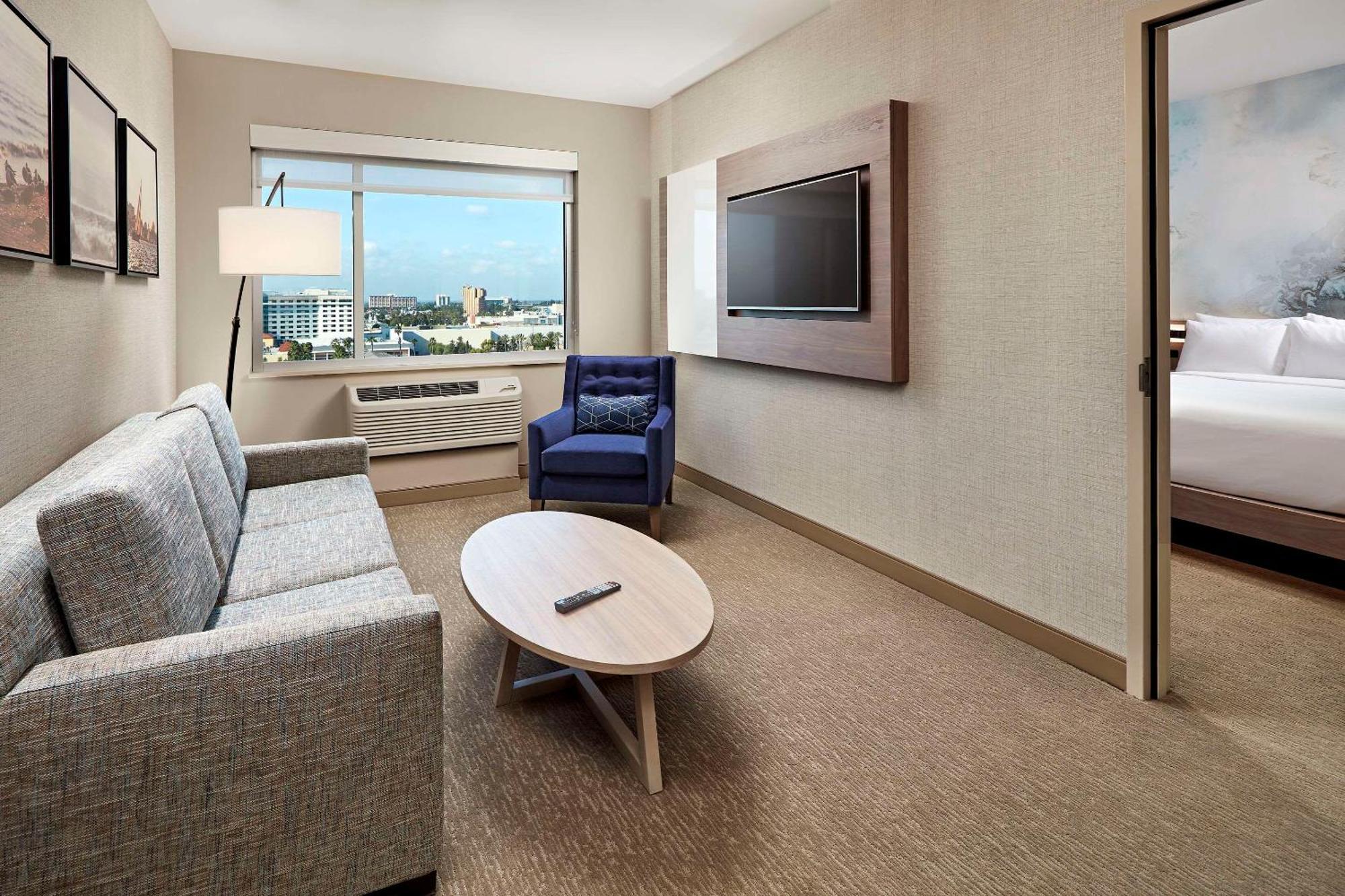 Cambria Hotel & Suites Anaheim Resort Area Exteriör bild